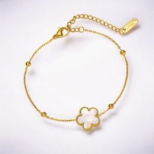 18K Gold Plated Bracelet with White Clover Charm - Waterproof